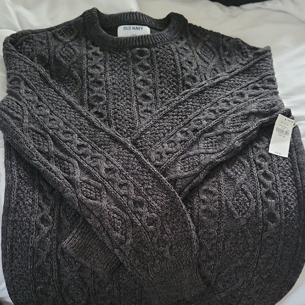 Old Navy Gray Crewneck Sweater with Cable Knit Design